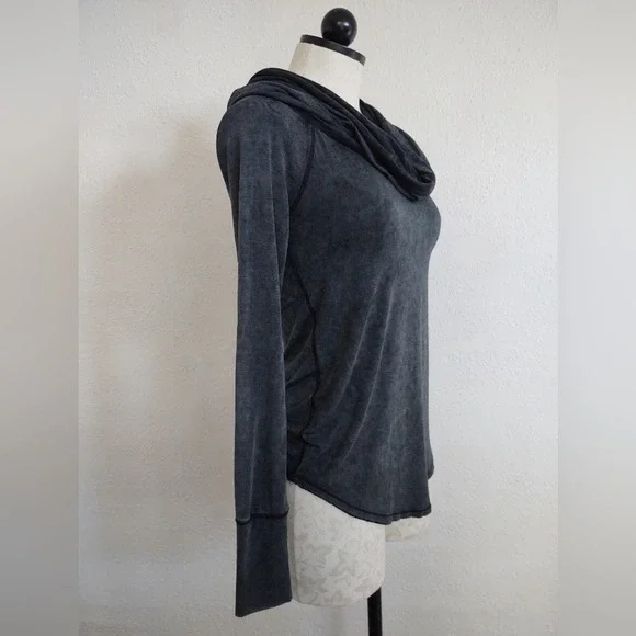 Free People We The Free  Cosmo Cowl Neck Top Long Sleeve Gray Size XS - Picture 8 of 11